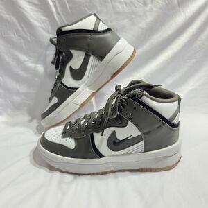 NIKE Dunk High Up ‘Cargo Khaki’ Women’s Size 7..... DH3718-103 New Without Box